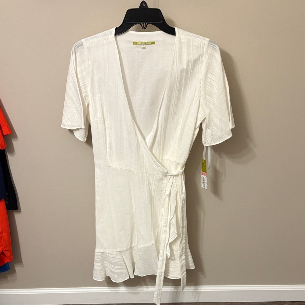 Gianni Bini White Wrap  Dress
